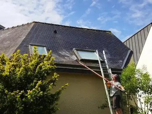 démoussage toiture à Châteaugiron - image 2